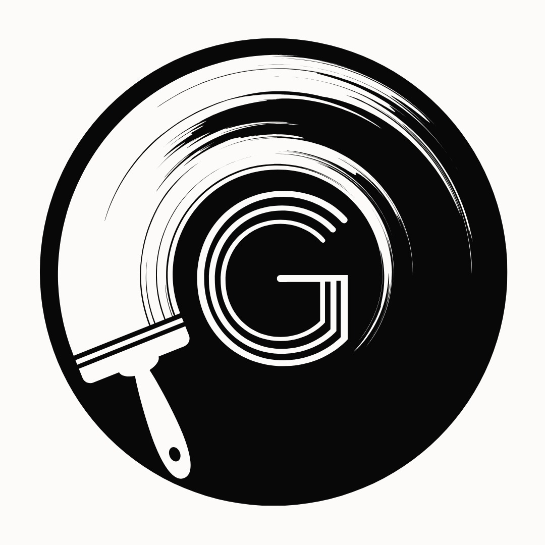 Geministudio logo featuring a circular design with a stylized G and brush stroke element in black and white